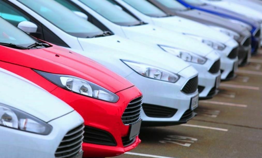 42% goes to the exchequer when buying a car, Analysts say